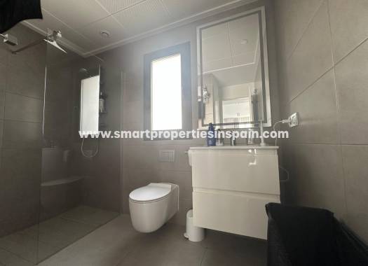 Reventa - Semi Detached Villa - La Marina - Urbanización La Marina