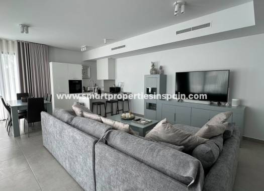 Reventa - Semi Detached Villa - La Marina - Urbanización La Marina