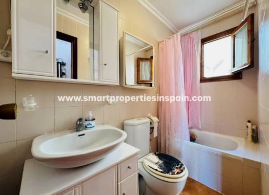 Resale - Apartment - La Mata