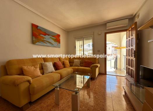 Wiederverkauf - Quad Villa - La Marina - Urbanización La Marina