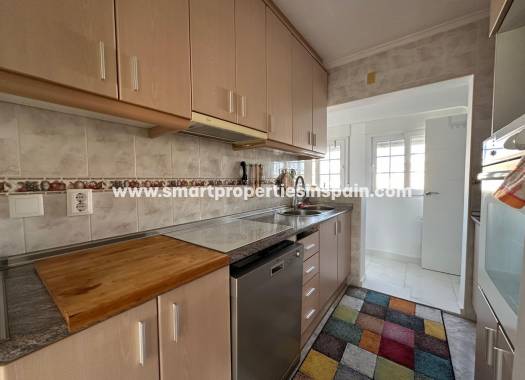 Wederverkoop - Detached Villa - La Marina - Urbanización La Marina