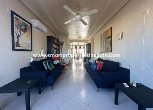 Revente - Maison Individuelle - La Marina - Urbanización La Marina