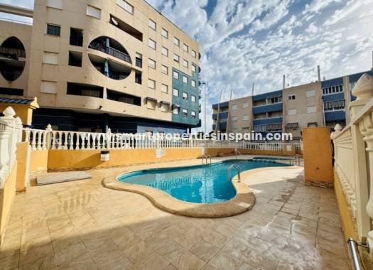 Resale - Apartment - La Mata