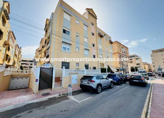Resale - Apartment - La Mata