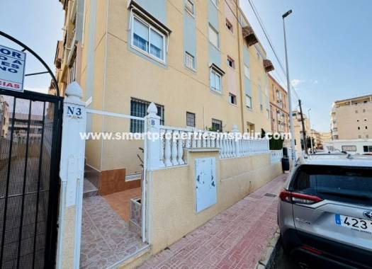 Resale - Apartment - La Mata