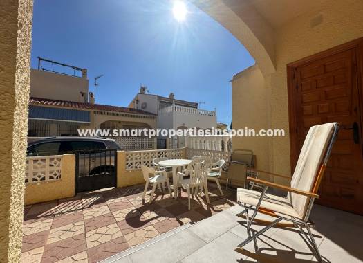 Wederverkoop - Townhouse - La Marina - Urbanización La Marina