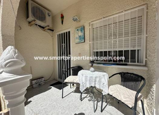 Resale - Townhouse - La Marina - Urbanización La Marina