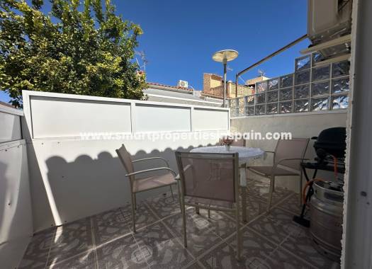 Resale - Townhouse - La Marina - Urbanización La Marina