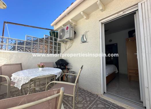 Resale - Townhouse - La Marina - Urbanización La Marina