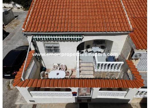 Resale - Townhouse - La Marina - Urbanización La Marina