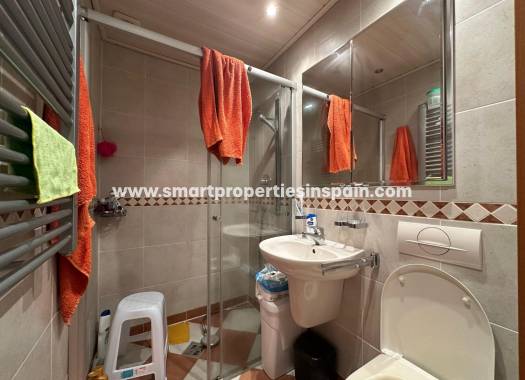 Reventa - Vivienda Adosada - La Marina - Urbanización La Marina