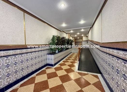 Resale - Apartment - La Mata