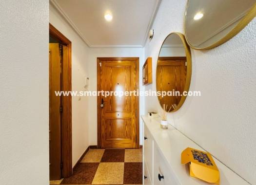Resale - Apartment - La Mata