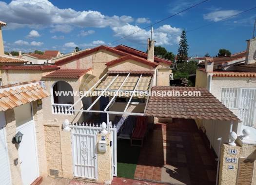 Resale - Detached Villa - La Marina - Urbanización La Marina