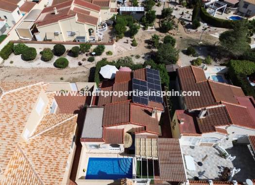 Resale - Detached Villa - La Marina - Urbanización La Marina