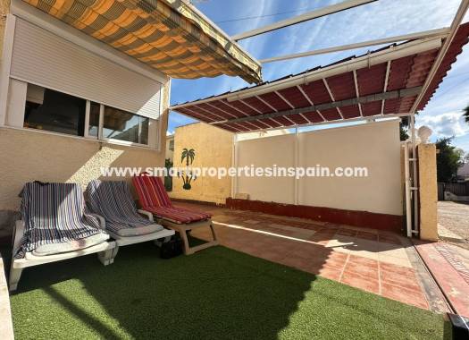 Resale - Detached Villa - La Marina - Urbanización La Marina