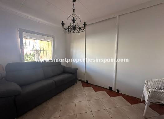 Resale - Detached Villa - La Marina - Urbanización La Marina