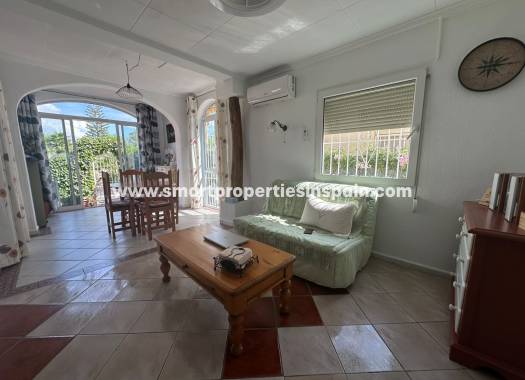 Resale - Detached Villa - La Marina - Urbanización La Marina