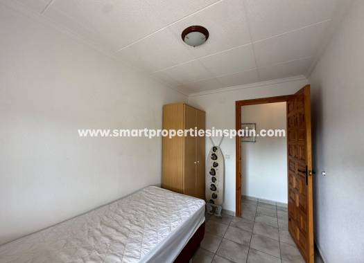 Resale - Townhouse - La Marina - Urbanización La Marina