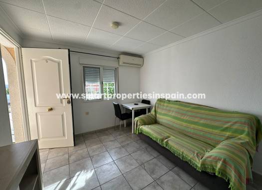Resale - Townhouse - La Marina - Urbanización La Marina