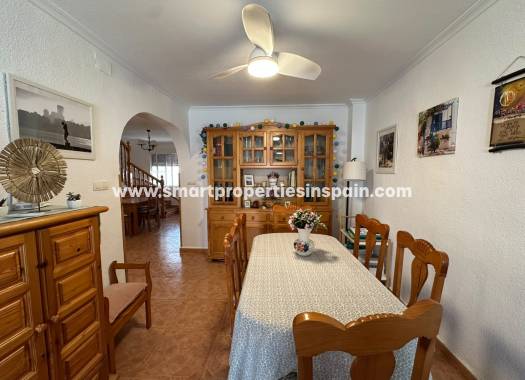 Reventa - Vivienda Adosada - La Marina - Urbanización La Marina