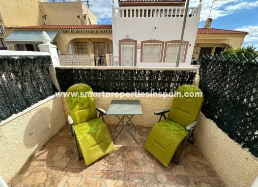 Reventa - Vivienda Adosada - La Marina - Urbanización La Marina