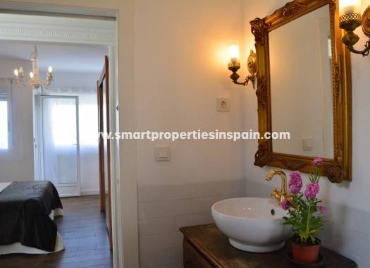Reventa - Vivienda Adosada - La Marina - Urbanización La Marina