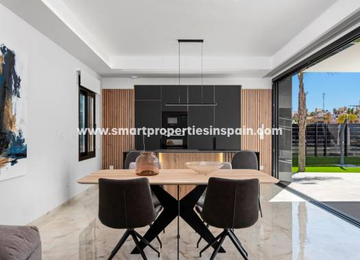 New Build - Detached Villa - Algorfa