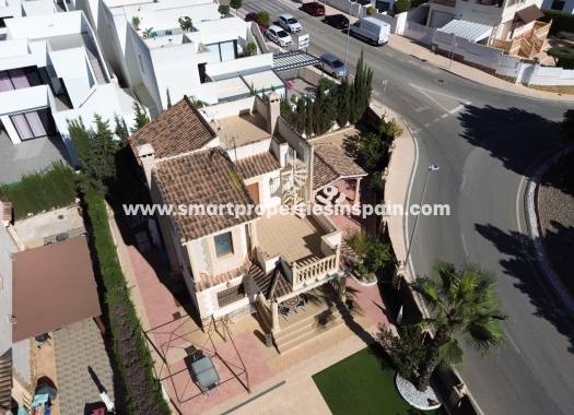 Resale - Detached Villa - La Marina - Urbanización La Marina