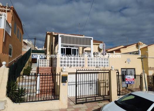 Wiederverkauf - Freistehendes Haus - La Marina - Urbanización La Marina