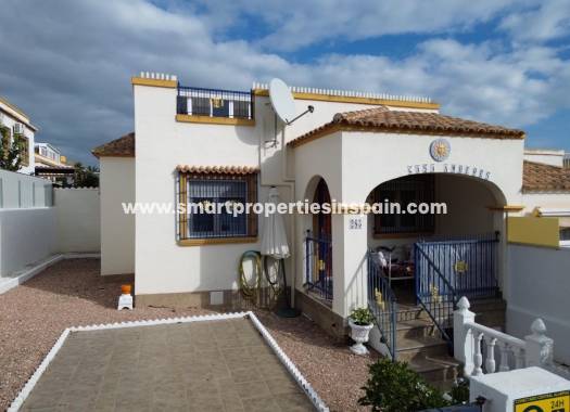 Reventa - Quad Villa - La Marina - Urbanización La Marina
