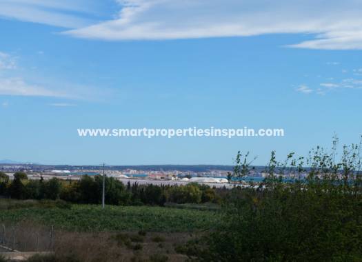 Alquiler Larga Estancia - Piso - La Marina - Urbanización La Marina